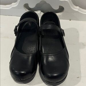 dansko black mary janes womens 6
